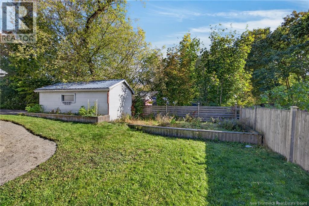750 Dobie Street - 33