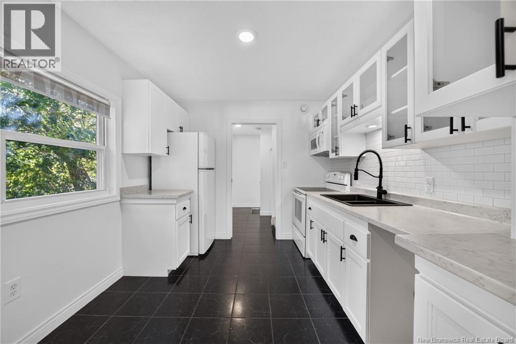 750 Dobie Street - 4