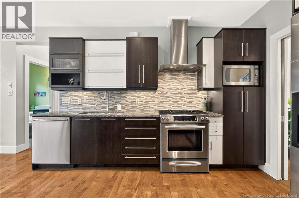 76 Maurice Crescent - 11