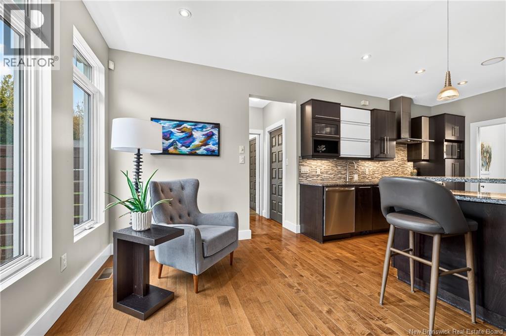 76 Maurice Crescent - 16