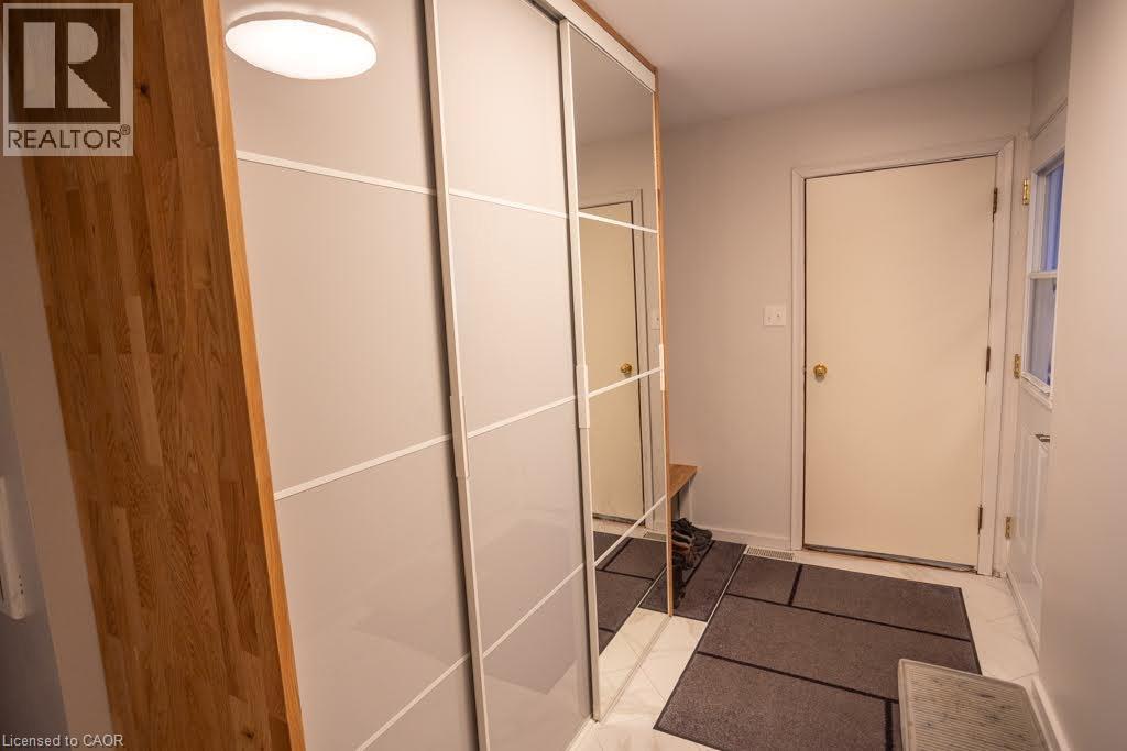 118 STRANGE Street - 32