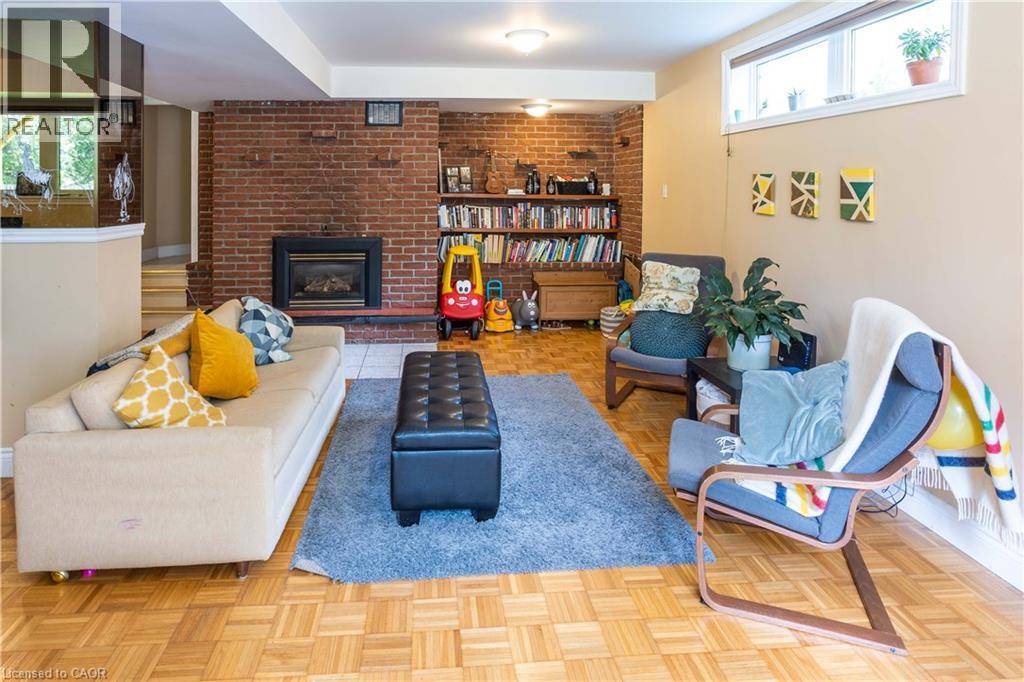 118 STRANGE Street - 23