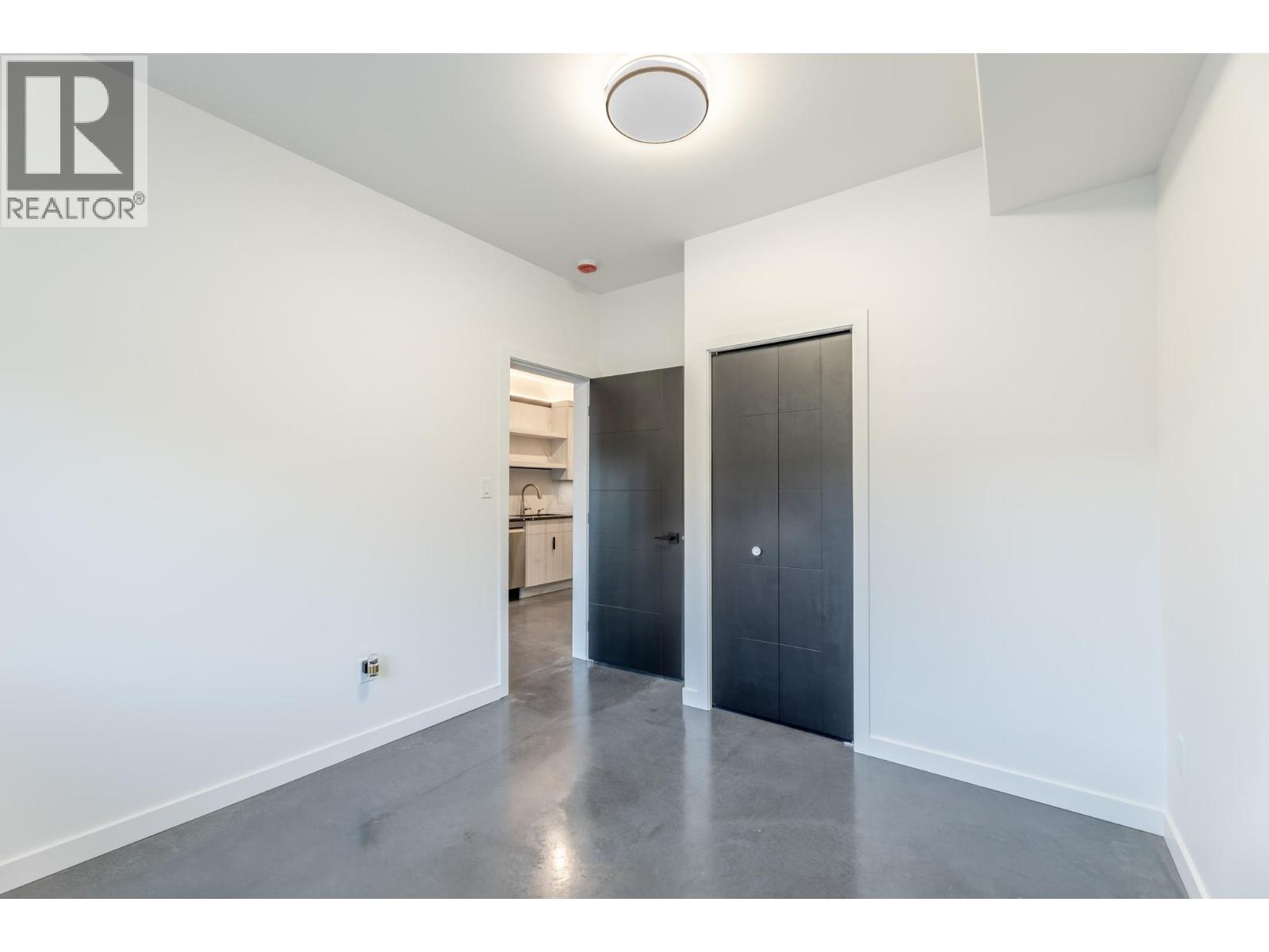  134 Clearview Crescent, Apex Mountain - Image 1