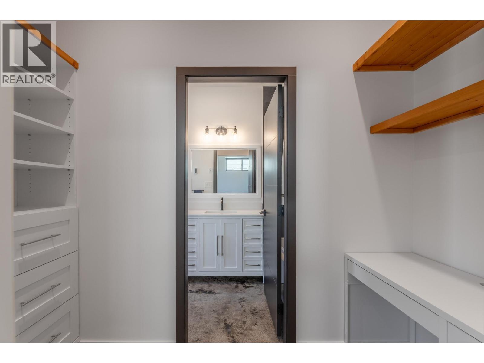  134 Clearview Crescent, Apex Mountain - Image 1