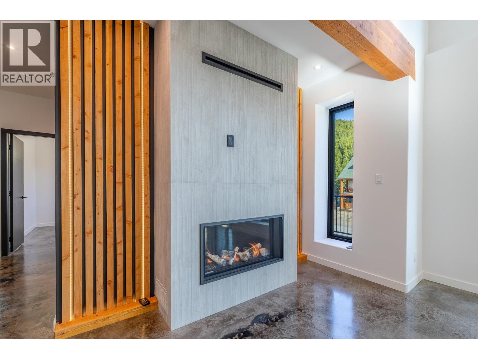  134 Clearview Crescent, Apex Mountain - Image 1