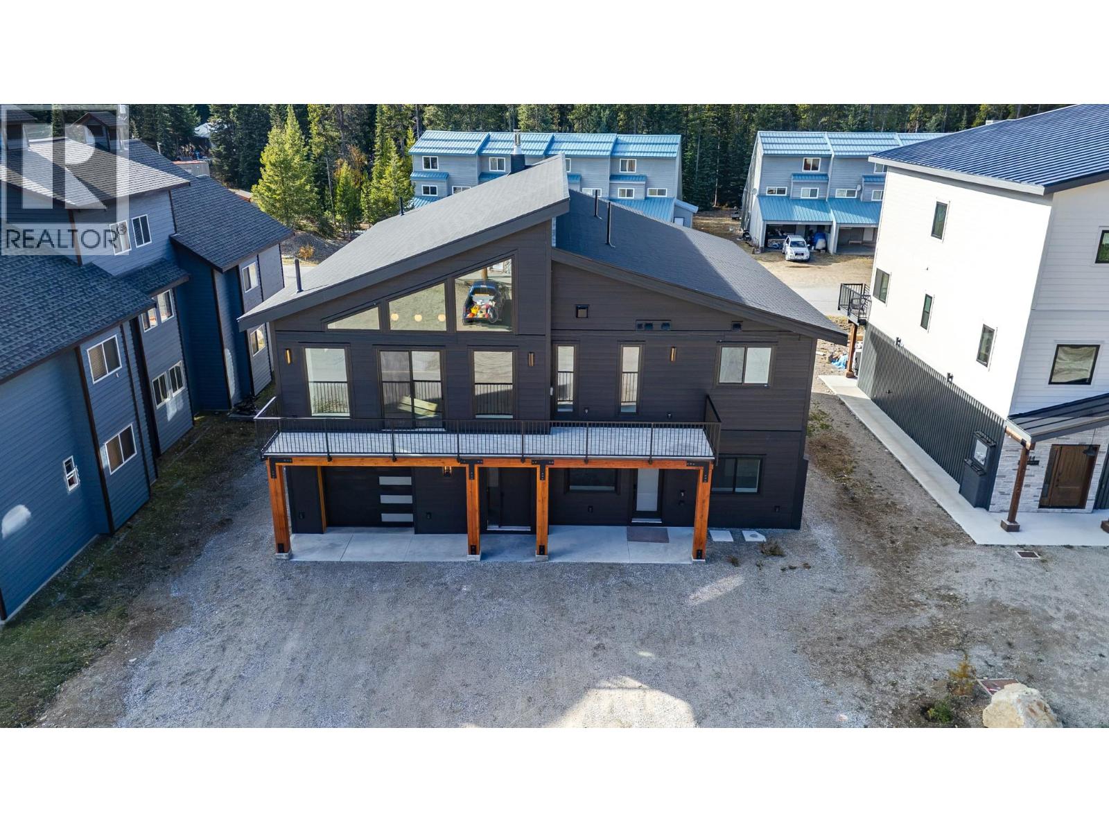  134 Clearview Crescent, Apex Mountain - Image 1
