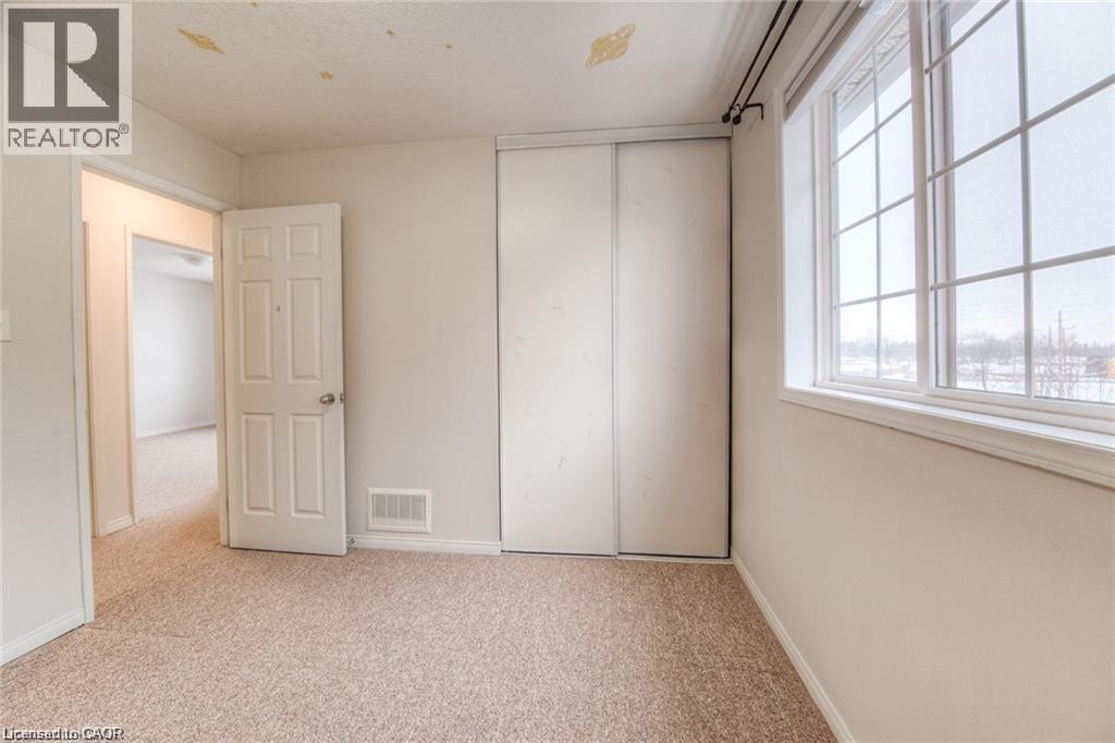 12 Holborn Drive — photo 26