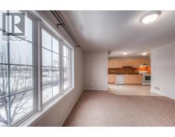 Living room - 12 Holborn Drive Unit# A7, Kitchener, ON N2A0A4 Photo 7