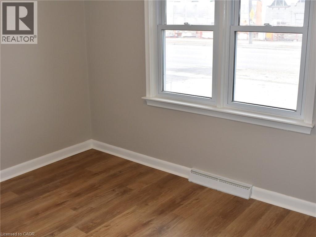 3 Bed, 1 Bath Apartment for Rent in Oshawa – 597 STEVENSON Street N Unit# 1, Oshawa – MLS# 40872025 - Image 11