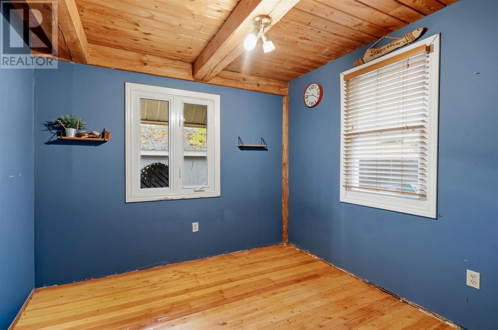 816 Pine Shores Rd — photo 16