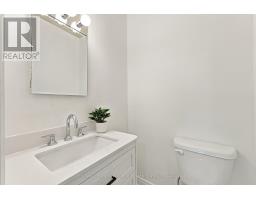21 Glass Drive, Aurora, ON L4G2E5 Photo 13