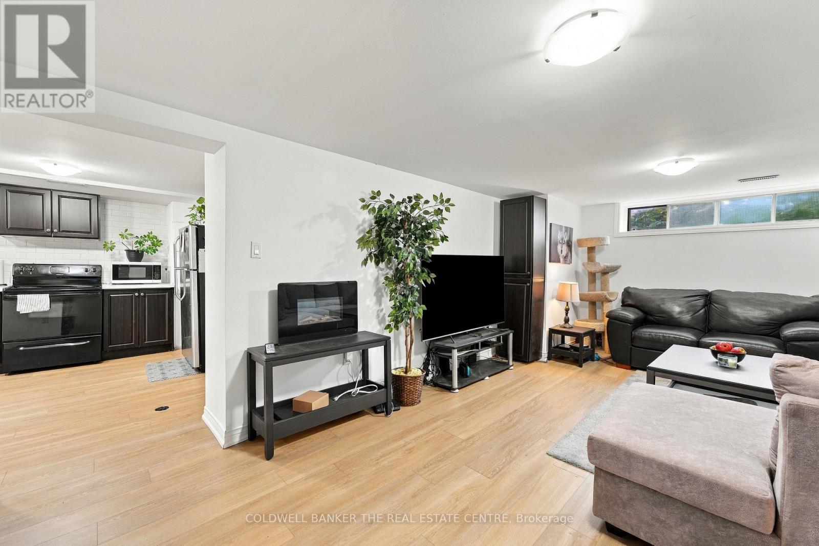 21 Glass Drive, Aurora, ON photo 26