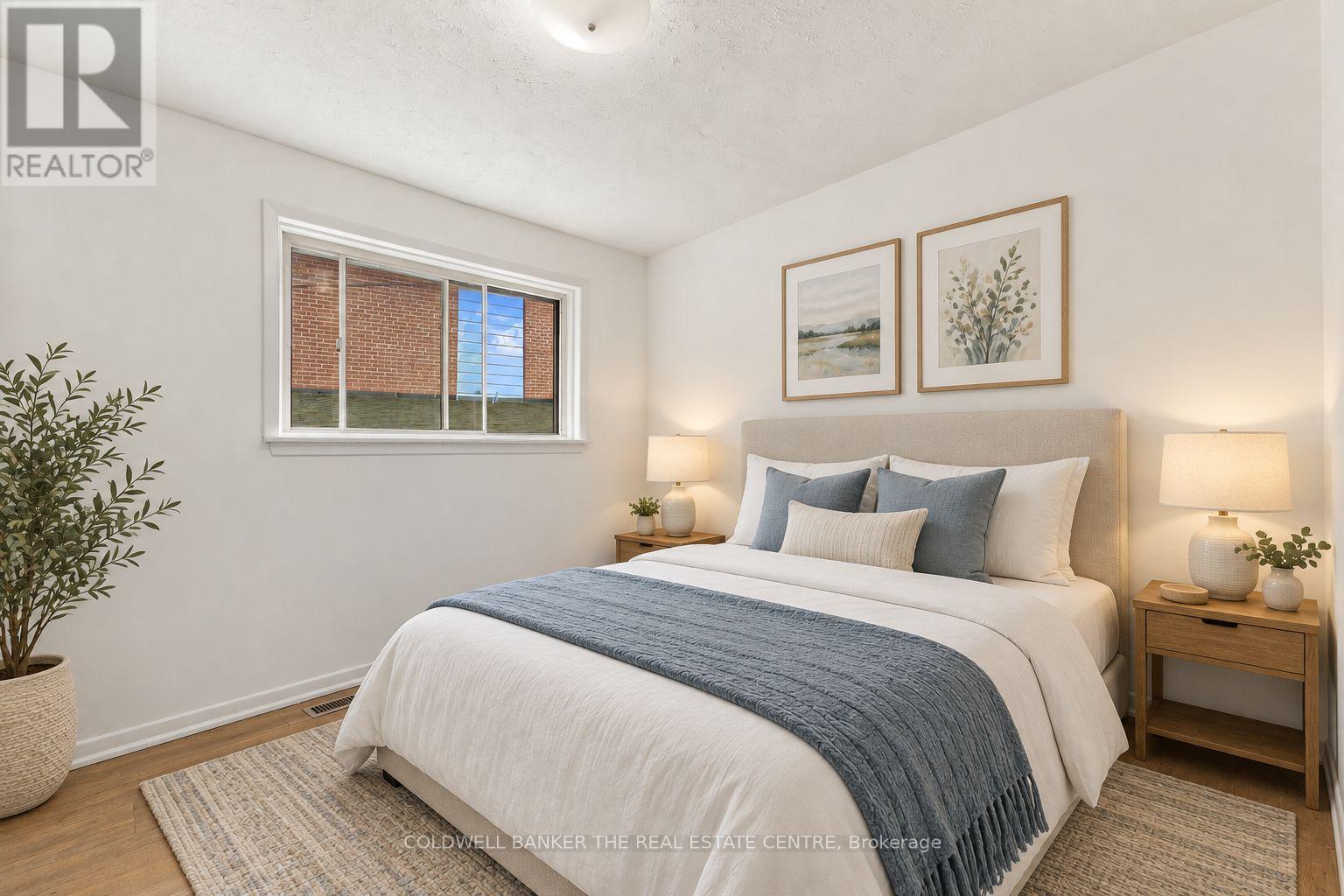 21 Glass Drive, Aurora, ON photo 16