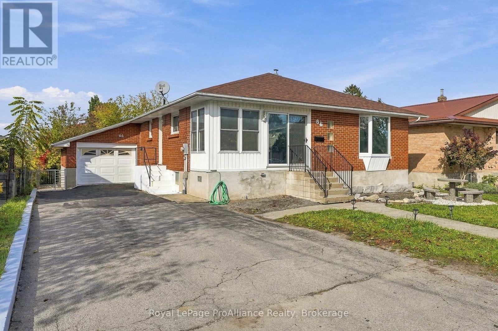 66 Tracey Street, Belleville, ON photo 1