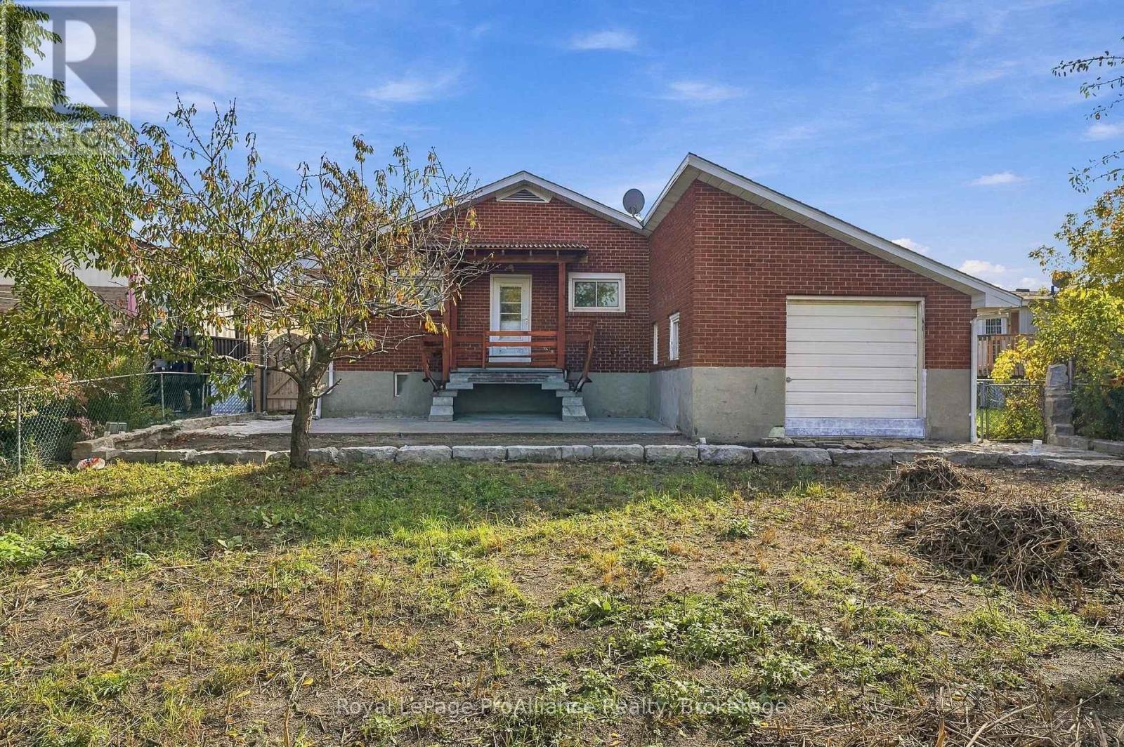 66 TRACEY STREET - 29