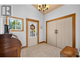Foyer - 1718 South Bayshore Road W, Douro Dummer, ON K0L2H0 Photo 11