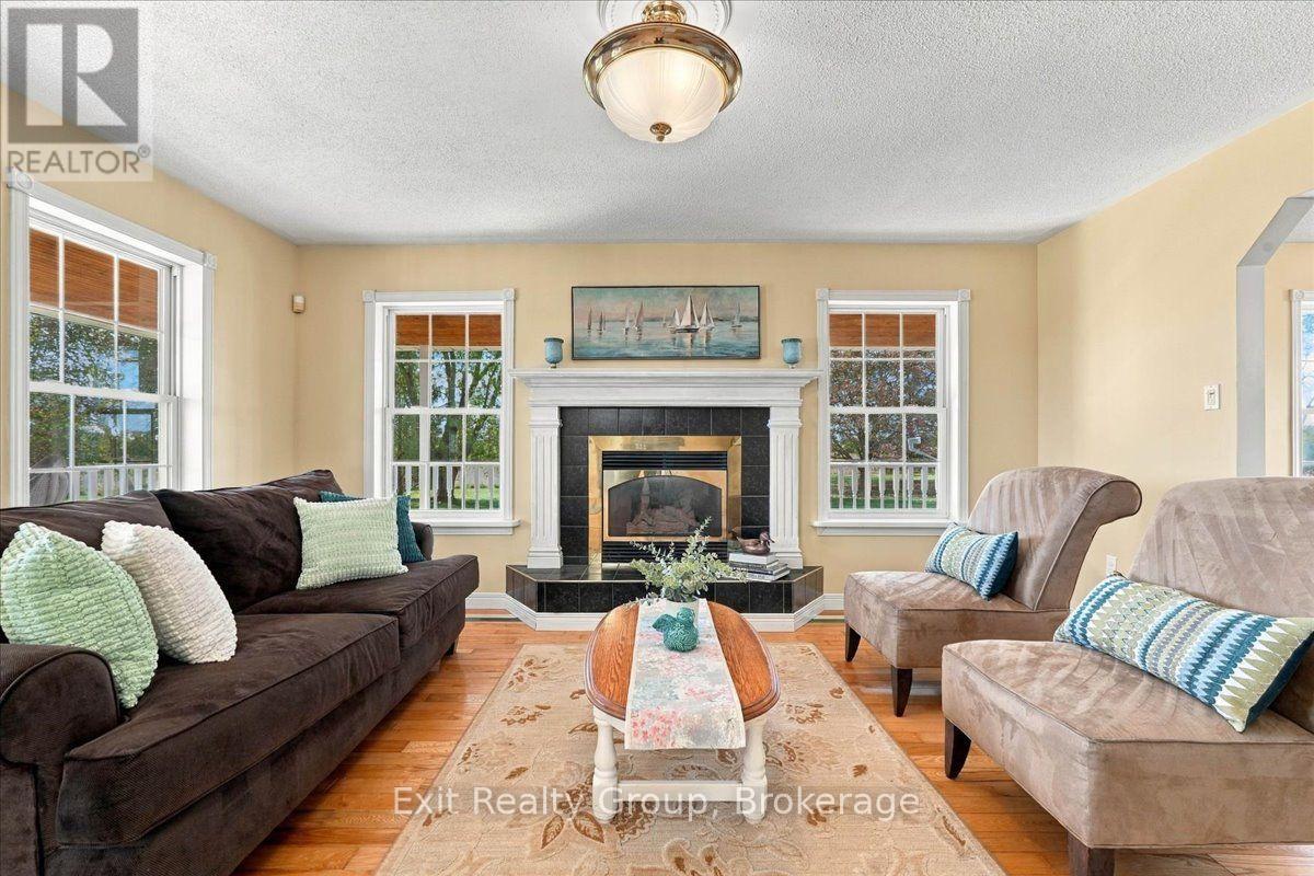 43 Conley Road, Prince Edward County, ON photo 10