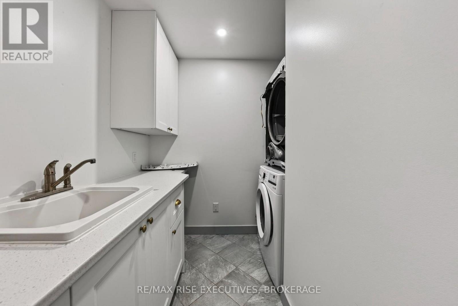 675 Collins Bay Road — photo 15