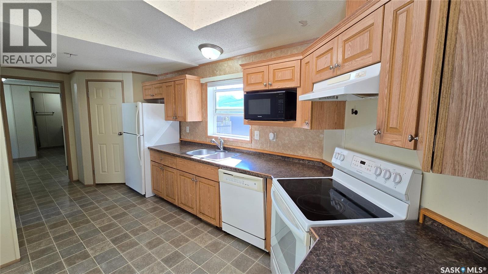 16 Walters COURT - 18