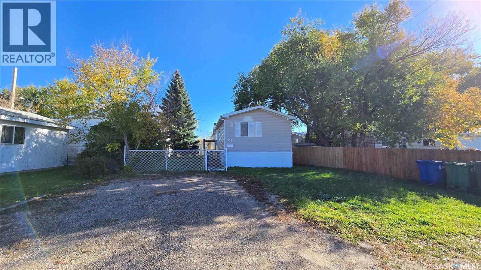 16 Walters COURT - 26