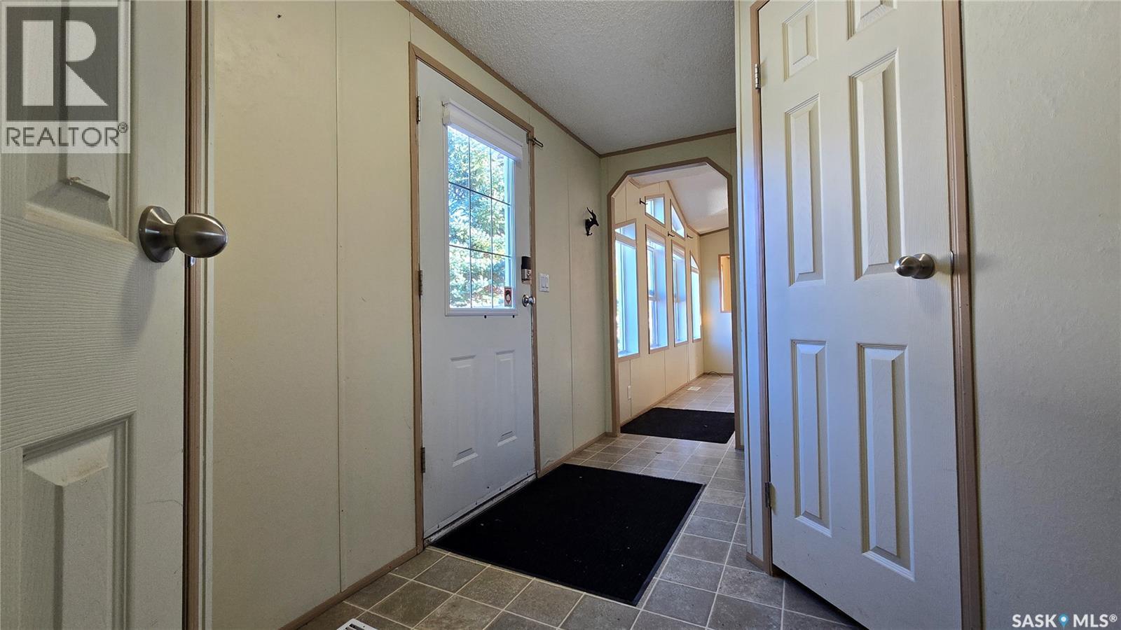 16 Walters COURT, Pilot Butte — photo 9