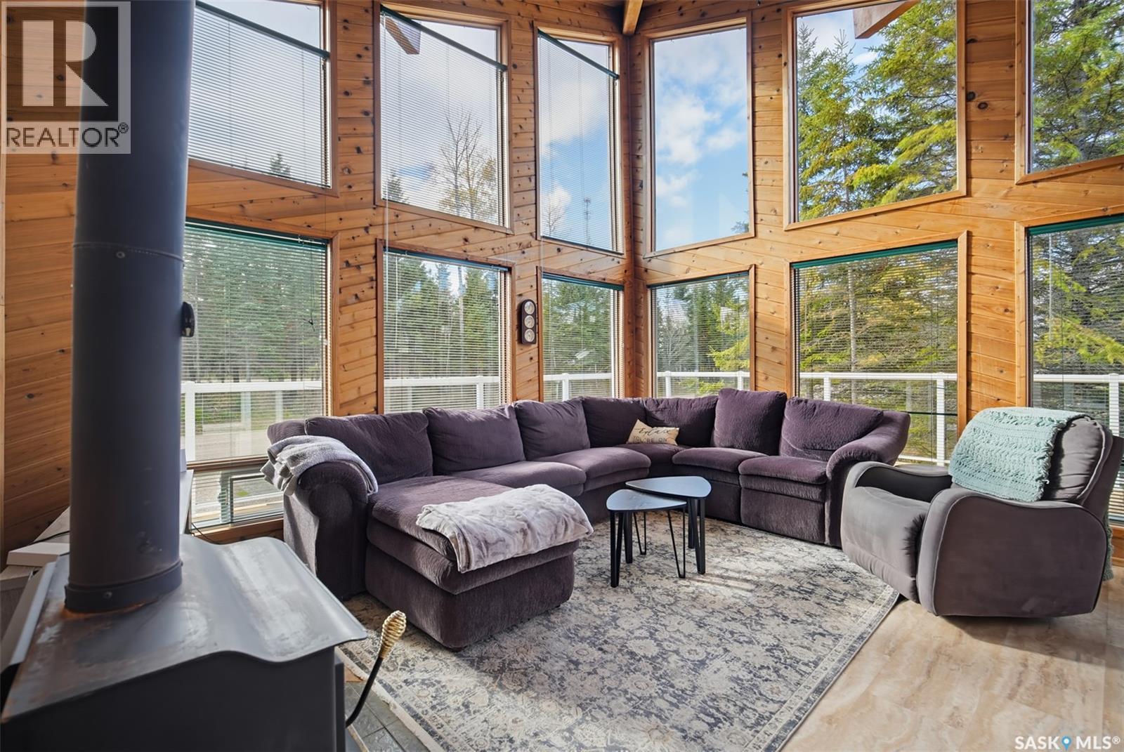 2 Falcon PLACE - 10