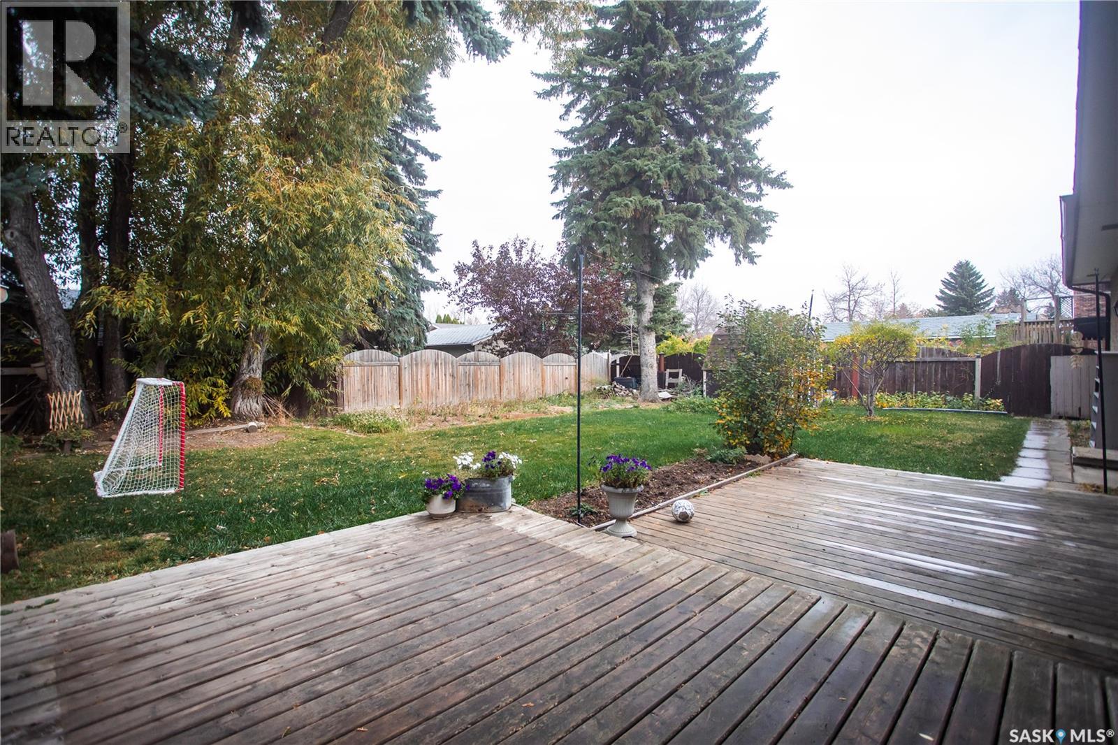 114 Willoughby CRESCENT - 46