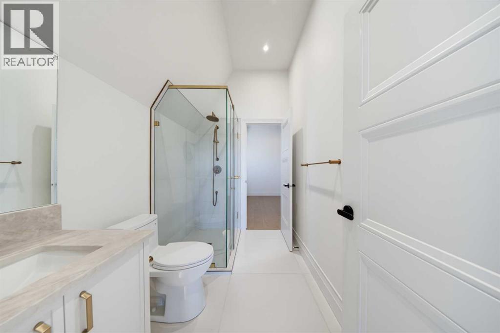 1610 49 Avenue SW - photo 18