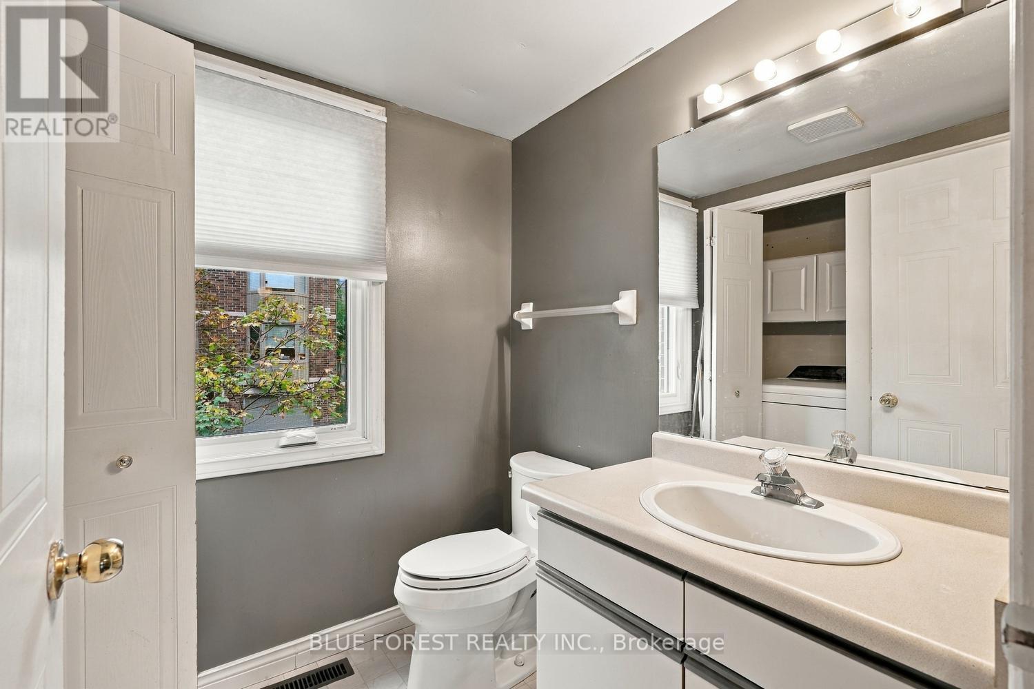 1548 Richmond Street — photo 22