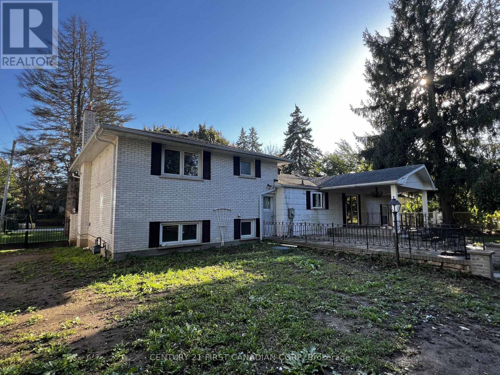28 Redford Road — photo 10