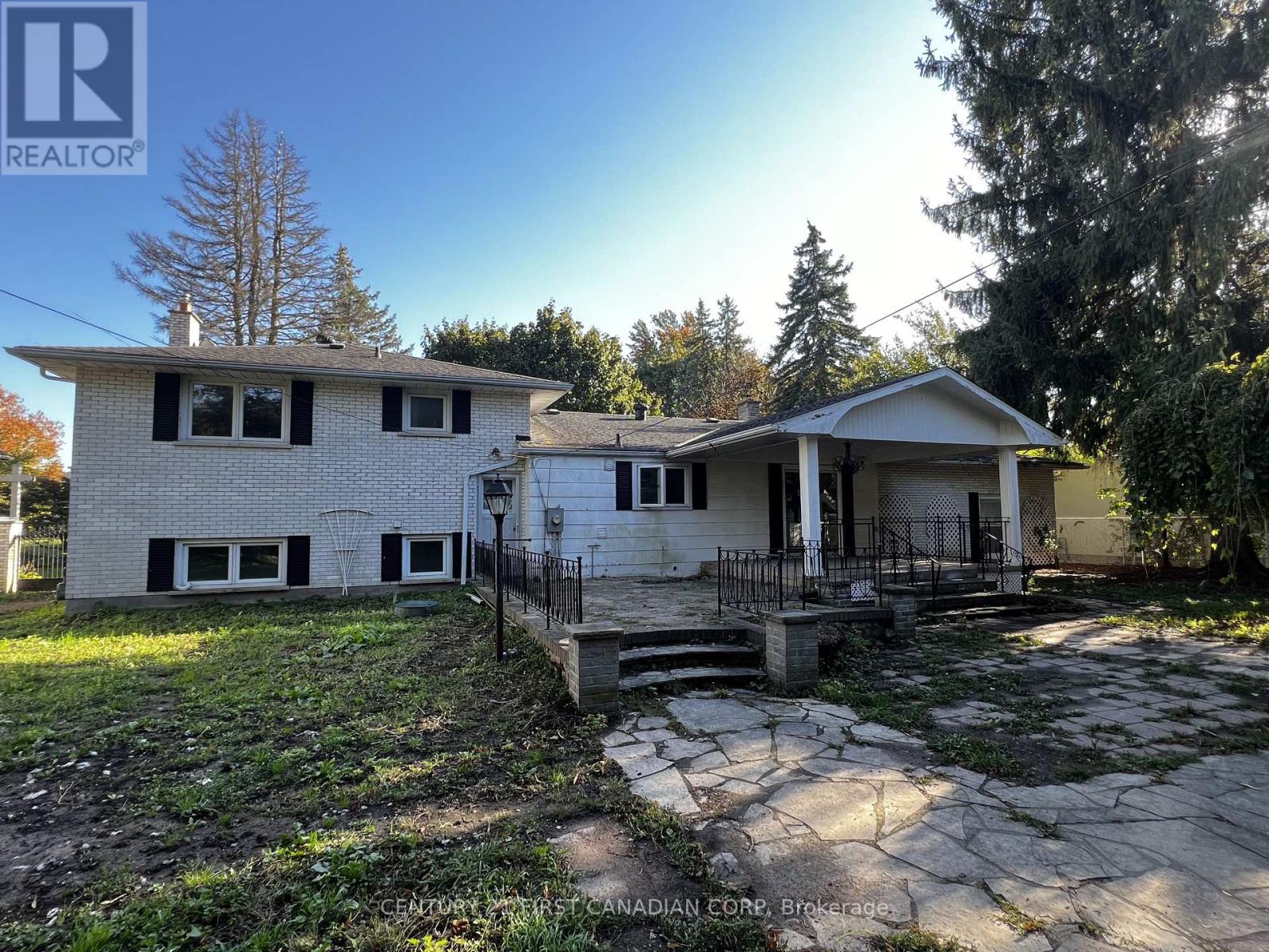 28 REDFORD ROAD - 11