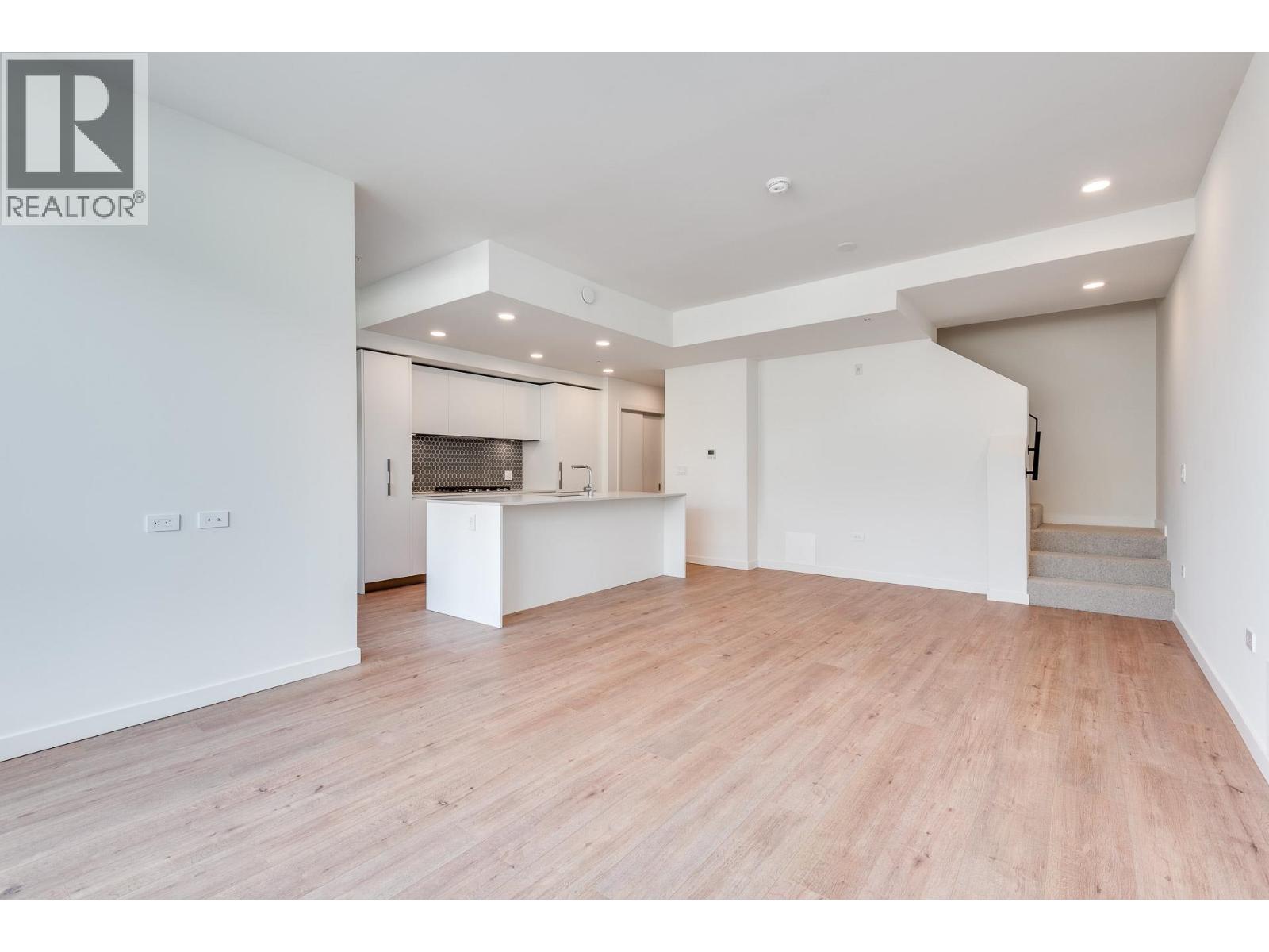 Photo of 101 1502 SCOTT CRESCENT 12