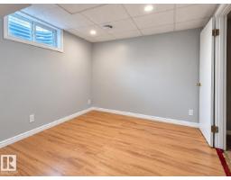 355 Kirkpatrick Cr Nw, Edmonton, AB T6L5C9 Photo 11