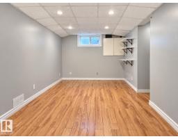 355 Kirkpatrick Cr Nw, Edmonton, AB T6L5C9 Photo 12