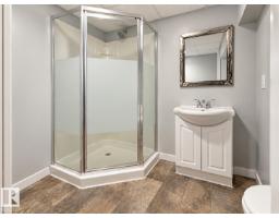 355 Kirkpatrick Cr Nw, Edmonton, AB T6L5C9 Photo 13