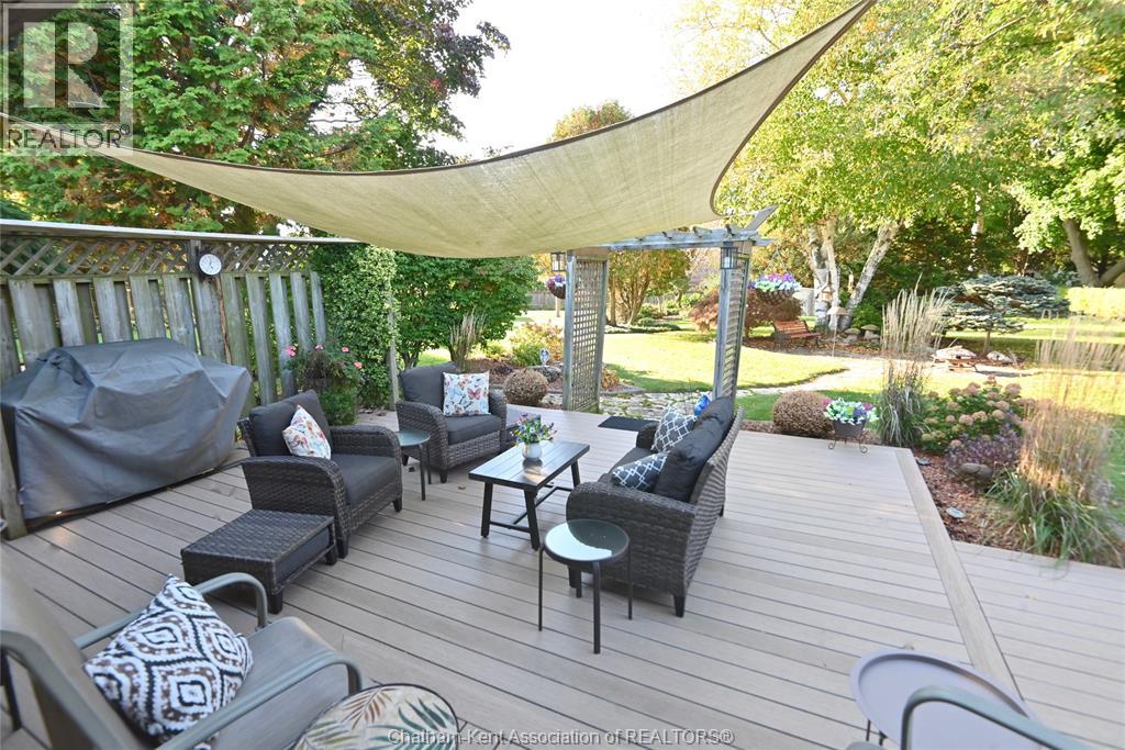59 Oak Street — photo 36