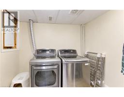 102 Toynbee Crescent, Kitchener, ON N2N1R9 Photo 32