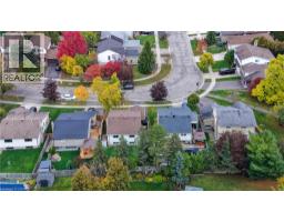 102 Toynbee Crescent, Kitchener, ON N2N1R9 Photo 45
