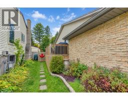102 Toynbee Crescent, Kitchener, ON N2N1R9 Photo 39