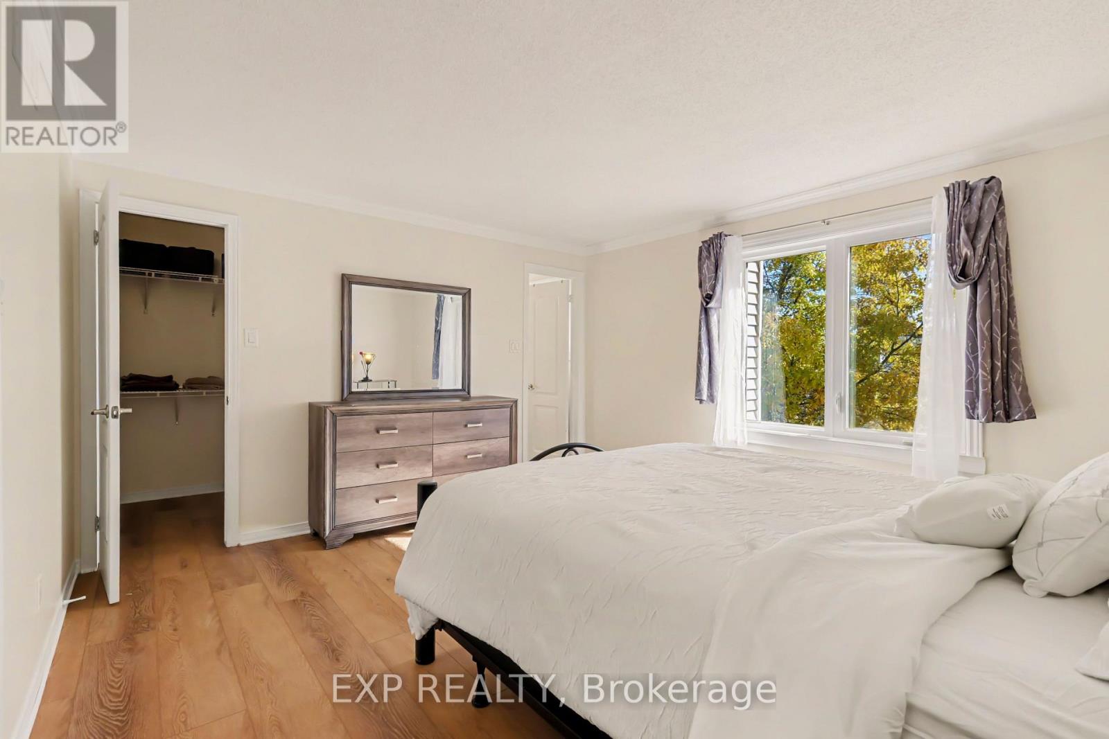 1848 Summerfields Crescent — photo 16