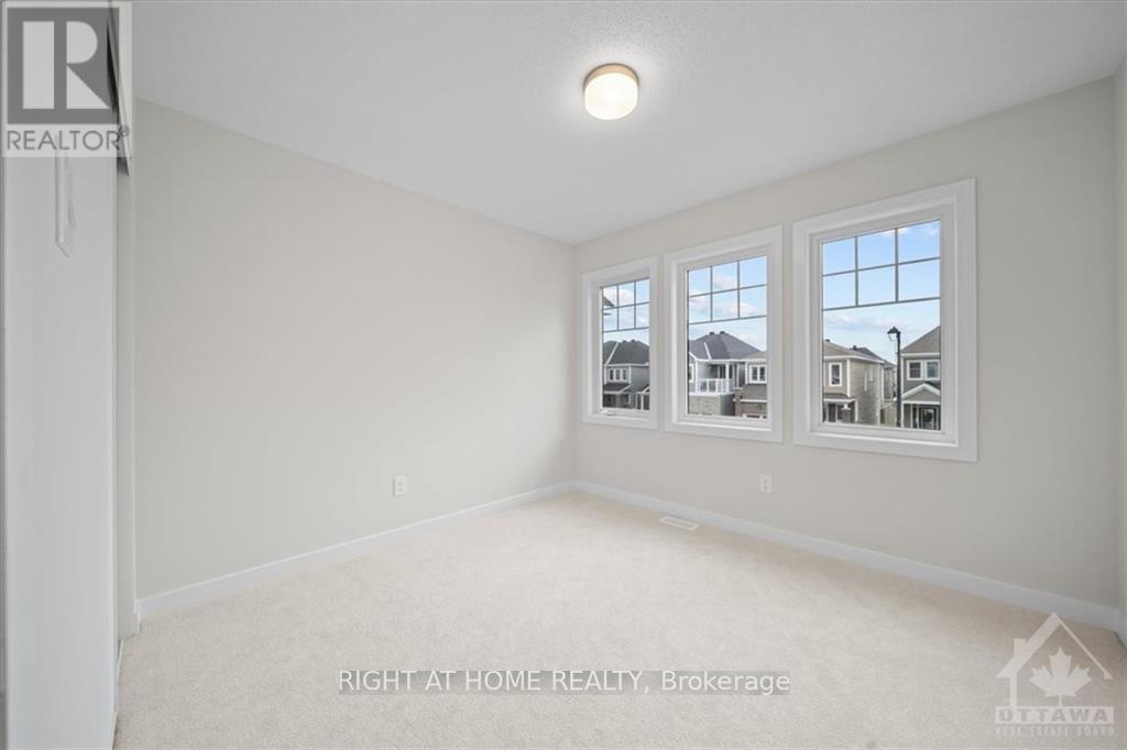 74 Hackamore Crescent — photo 20