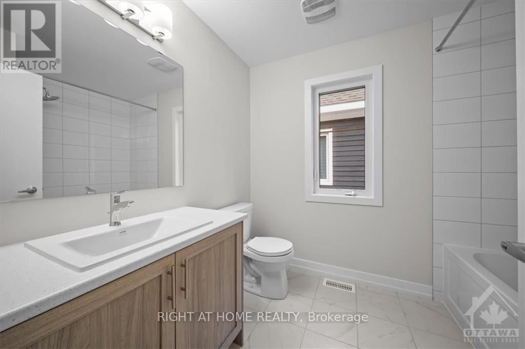74 Hackamore Crescent — photo 22