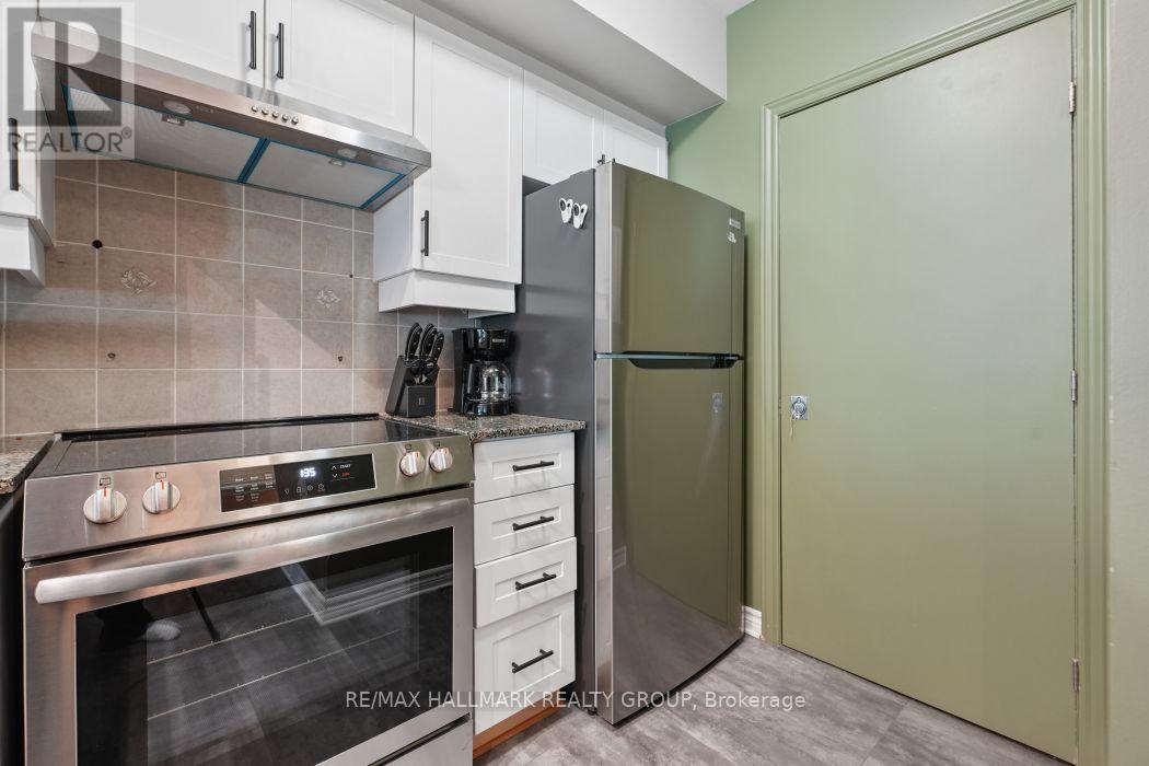 445 Laurier Avenue West — photo 10