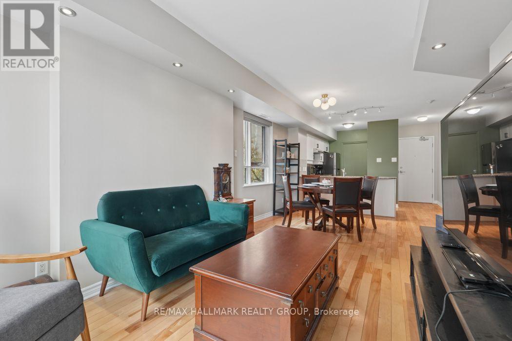 #302 445 LAURIER AVENUE W - 13