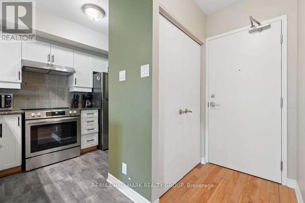 #302 445 LAURIER AVENUE W - 5