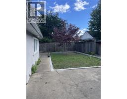 Family room - 225 East 14th Street Unit# Upper, Hamilton, ON L9A4B7 Photo 6