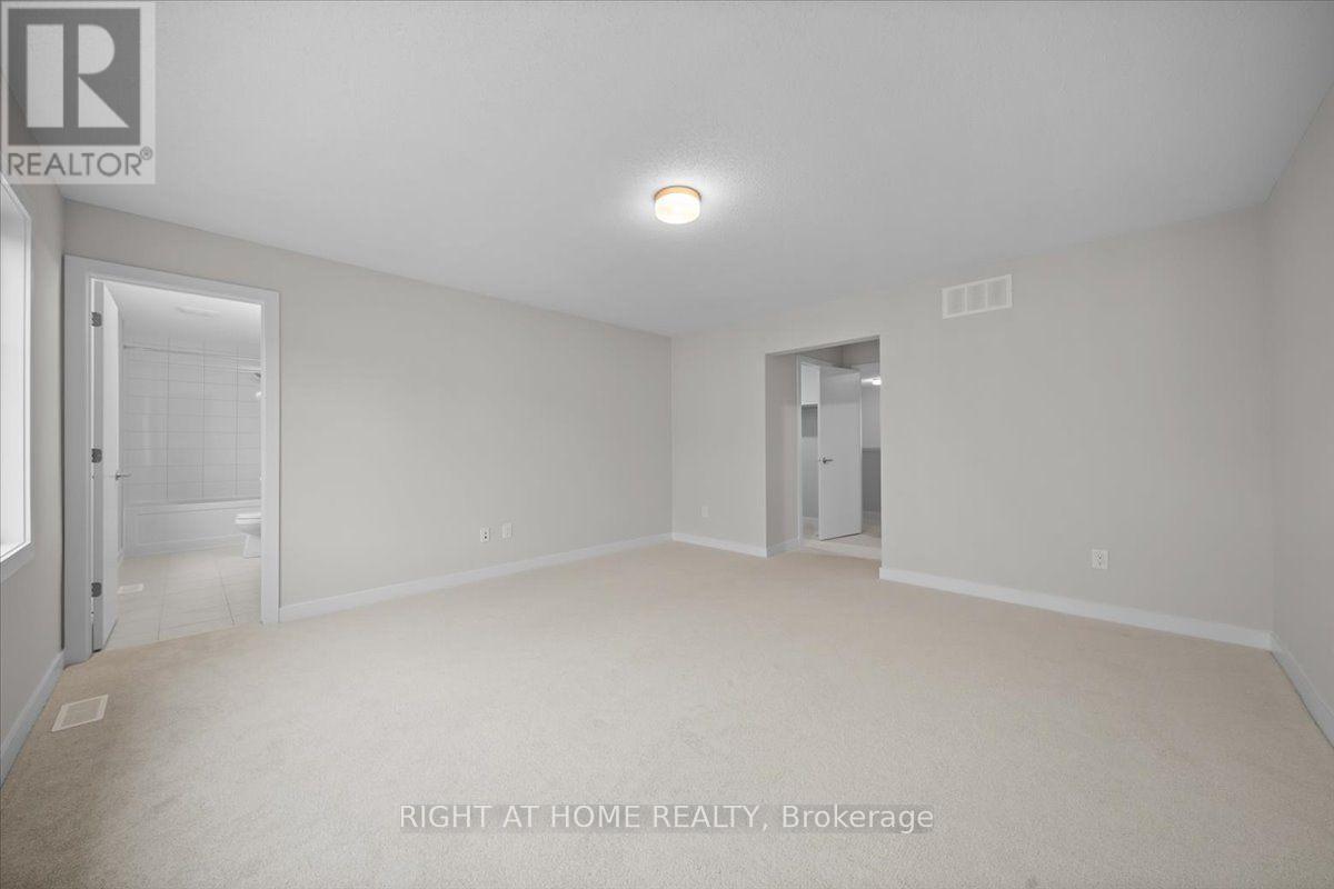 74 Hackamore Crescent — photo 20