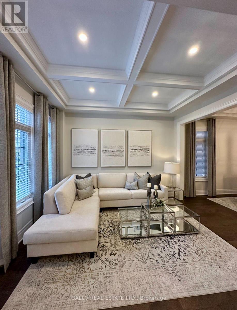 187 Steam Whistle Drive, Whitchurch-Stouffville, ON photo 1