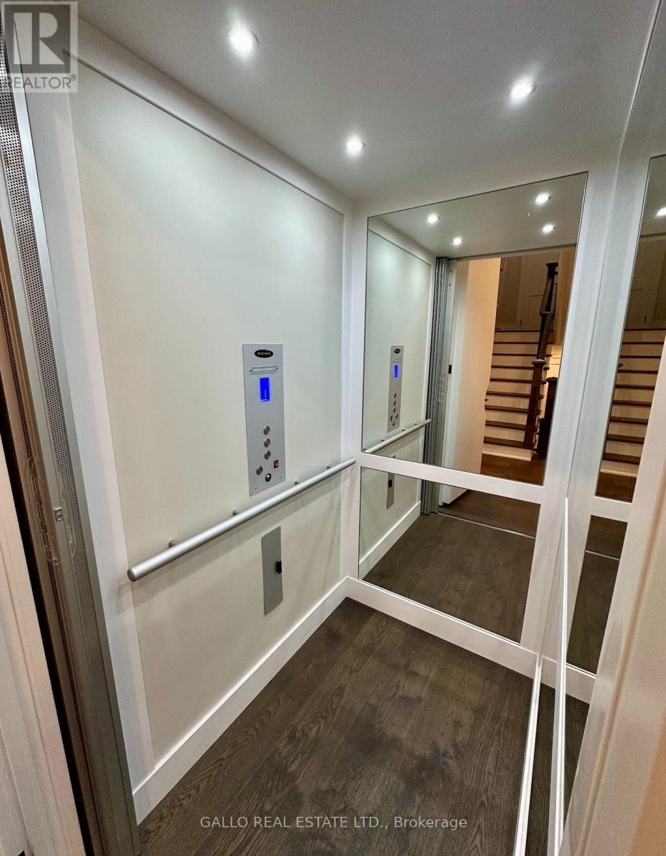 187 Steam Whistle Drive, Whitchurch-Stouffville, ON photo 8