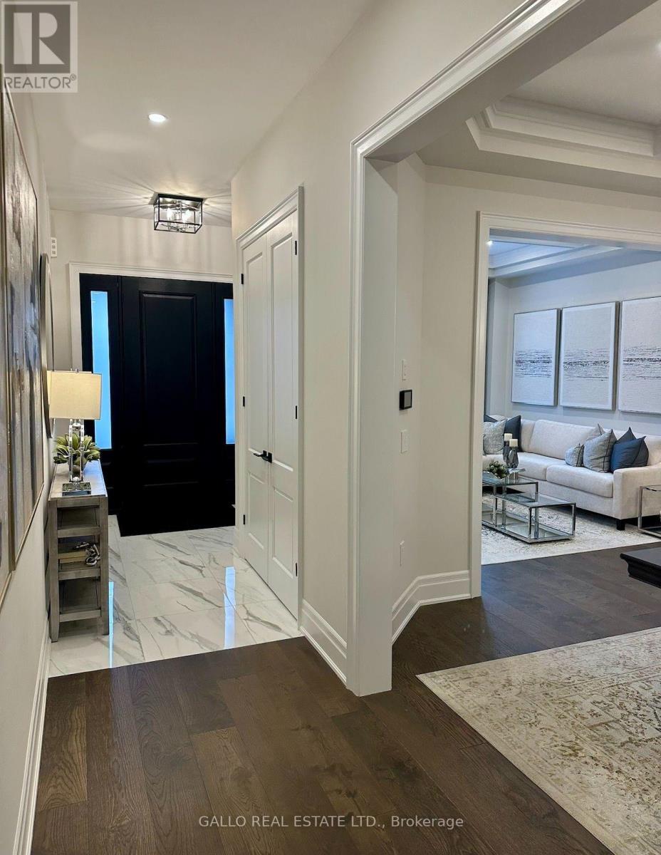 187 Steam Whistle Drive, Whitchurch-Stouffville, ON photo 6